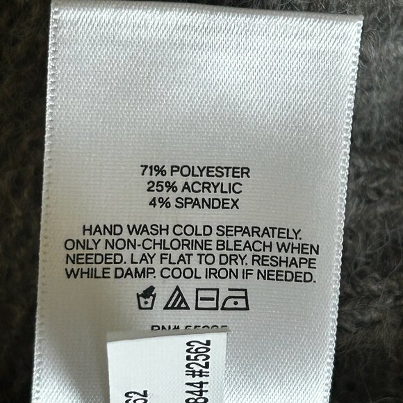 NWT Express X You Chunky Turtleneck Sweater Limited Edition Holiday collection - Picture 7 of 8